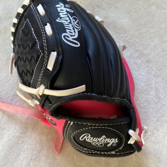 Children’s‎ Rawlings Players 9 In. T-Ball Glove (Pink) - Picture 9 of 9